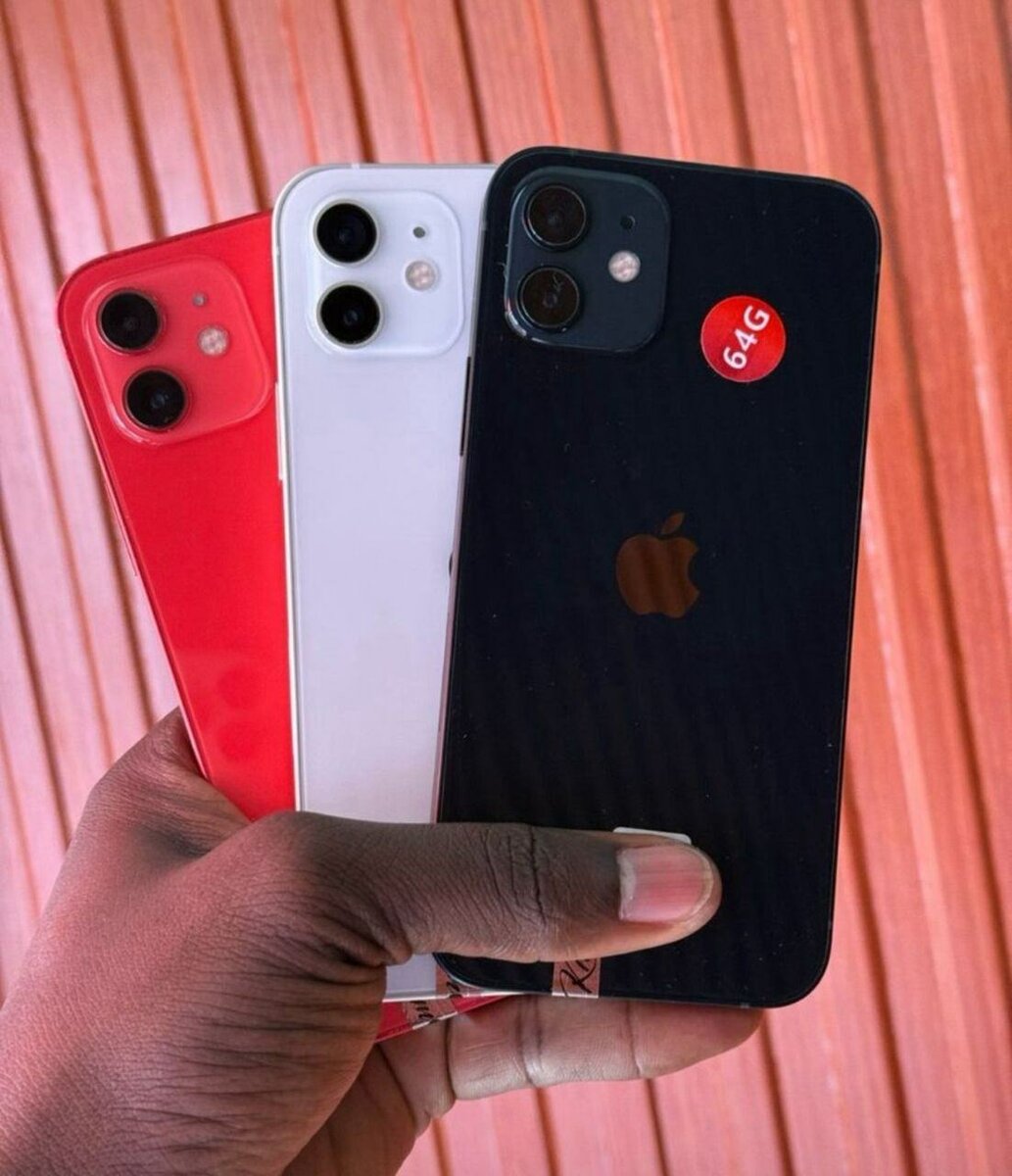 iPhone 12 - 64GB