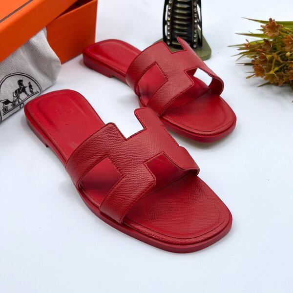 HERMÈS SLIPPERS