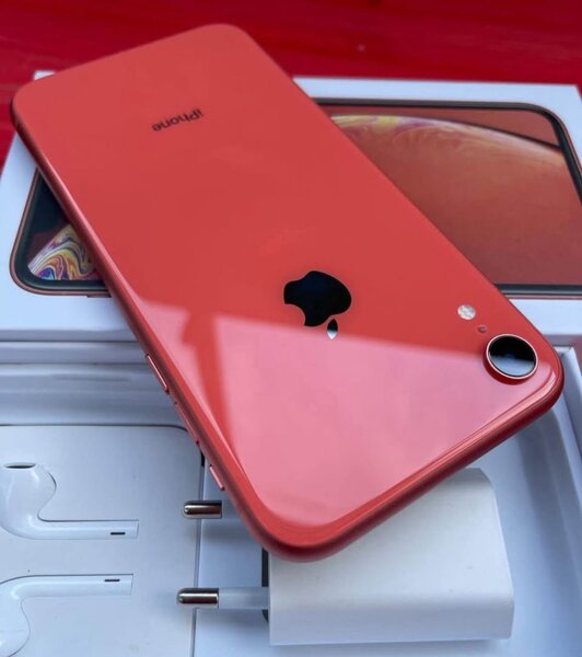 iPhone XR Rouge 64Go