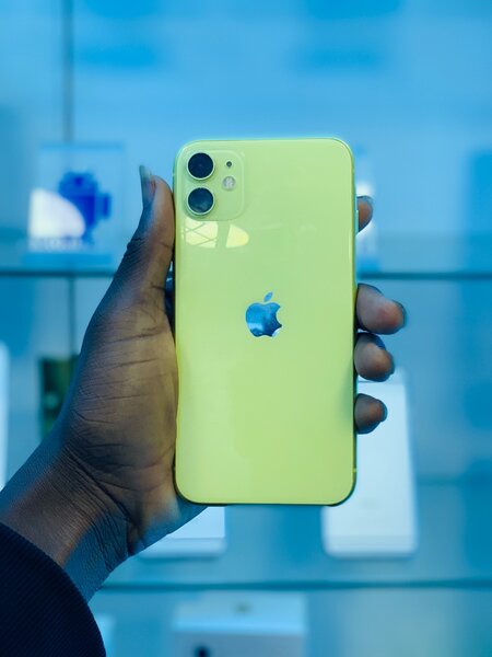 iPhone 11