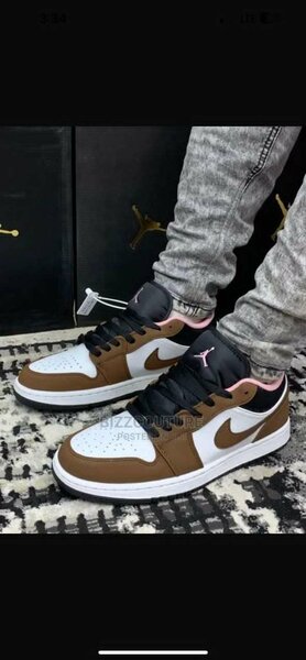 Fashion sneakers
