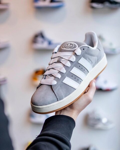 Adidas campus