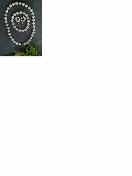 Beaded jewelry set