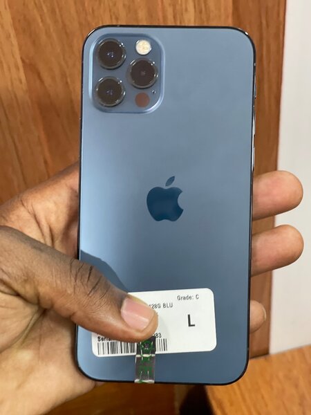 iPhone 12
