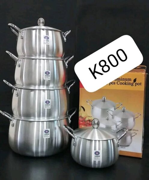 saucepan with lid