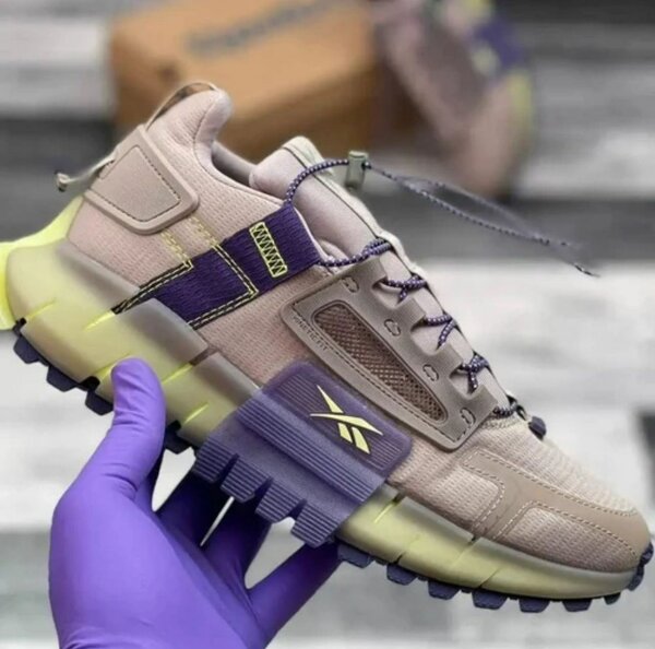 Fashion sneakers