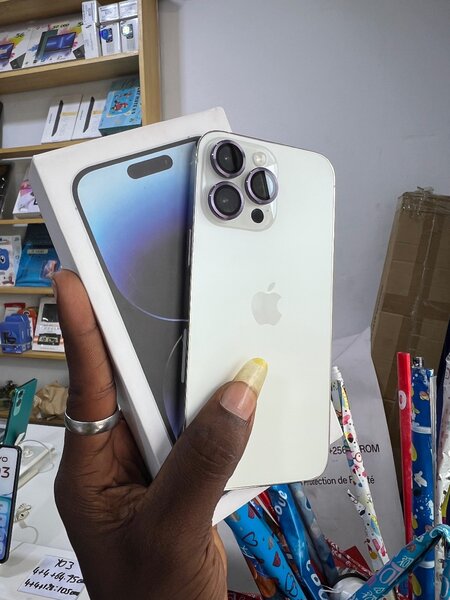 iPhone 14 Pro Max