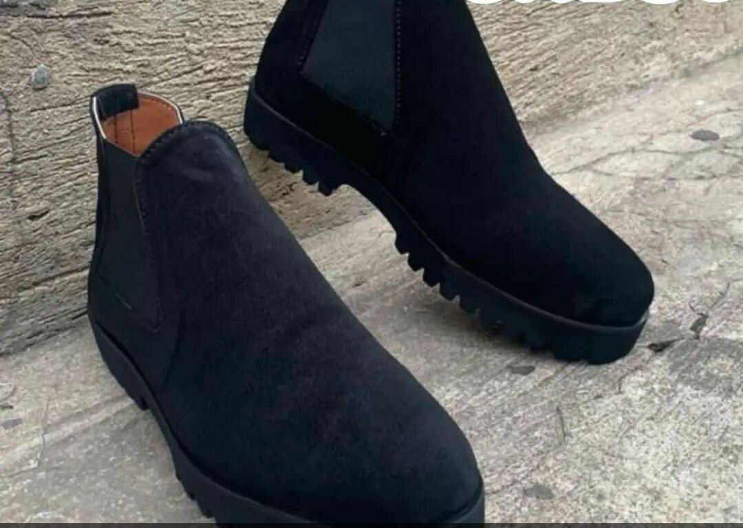 Shoe