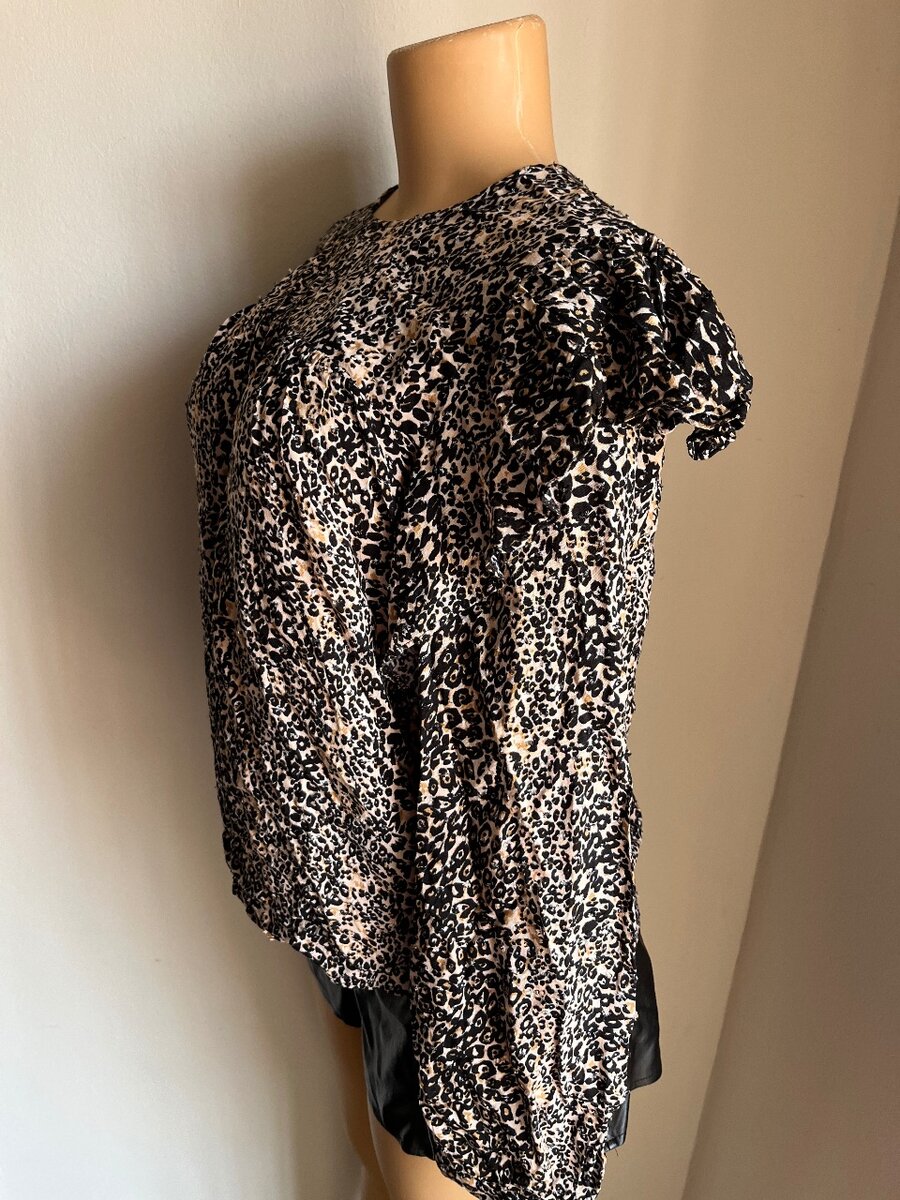 The Chic Top