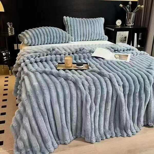 Plaid en fausse fourrure douce