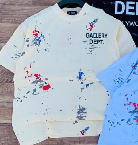 T-shirt beige