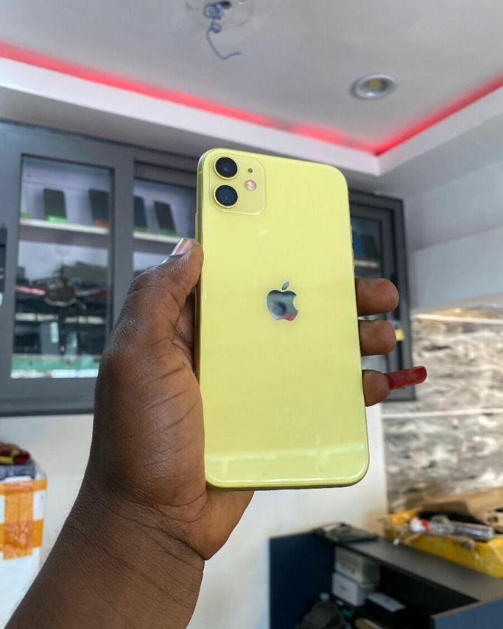 iPhone 11