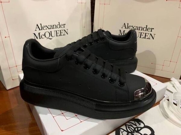 ALEXANDER MCQUEEN