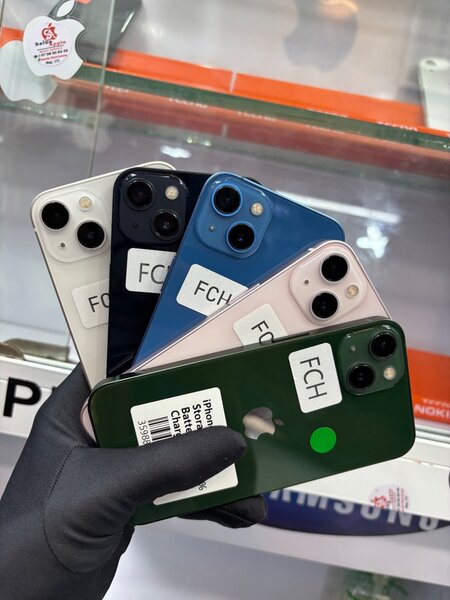 iPhone 13