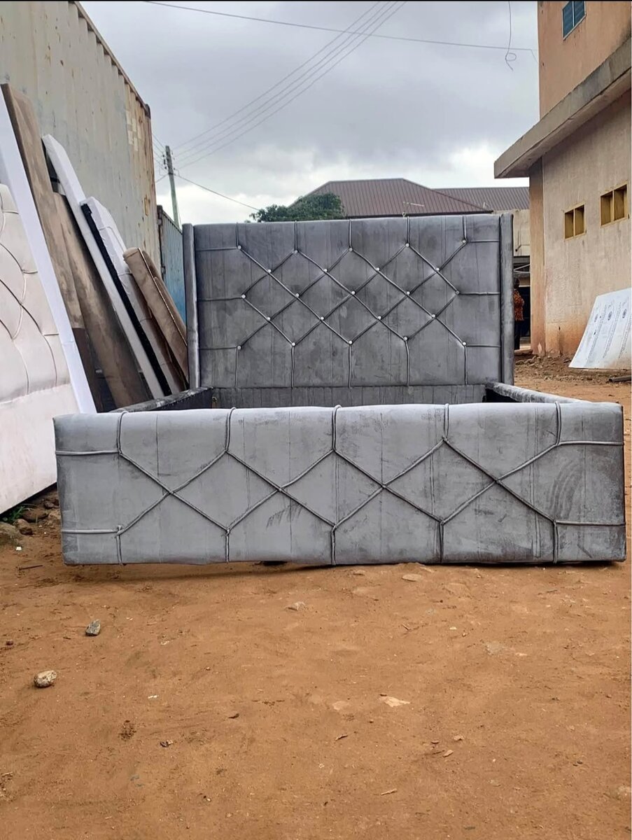Double bed frame
