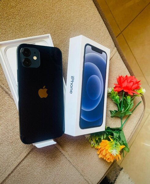 iPhone 12