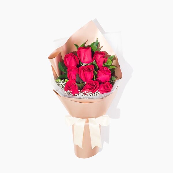Pink roses bouquet