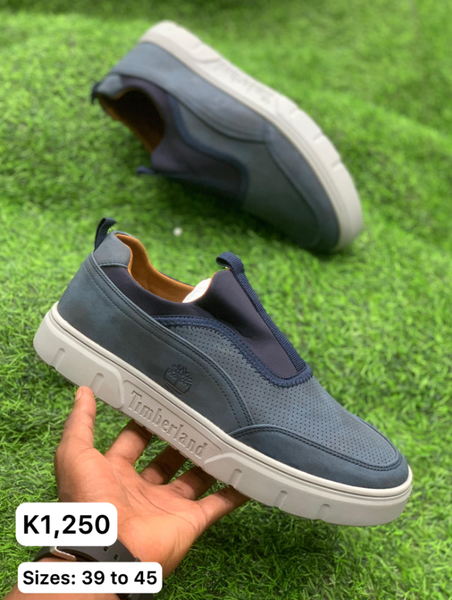 moccasins gray