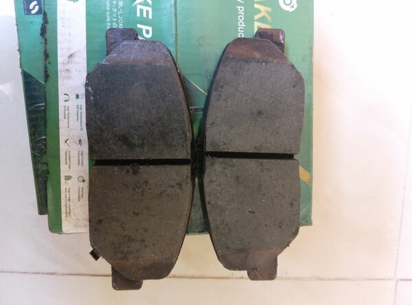 Break pads Quantum