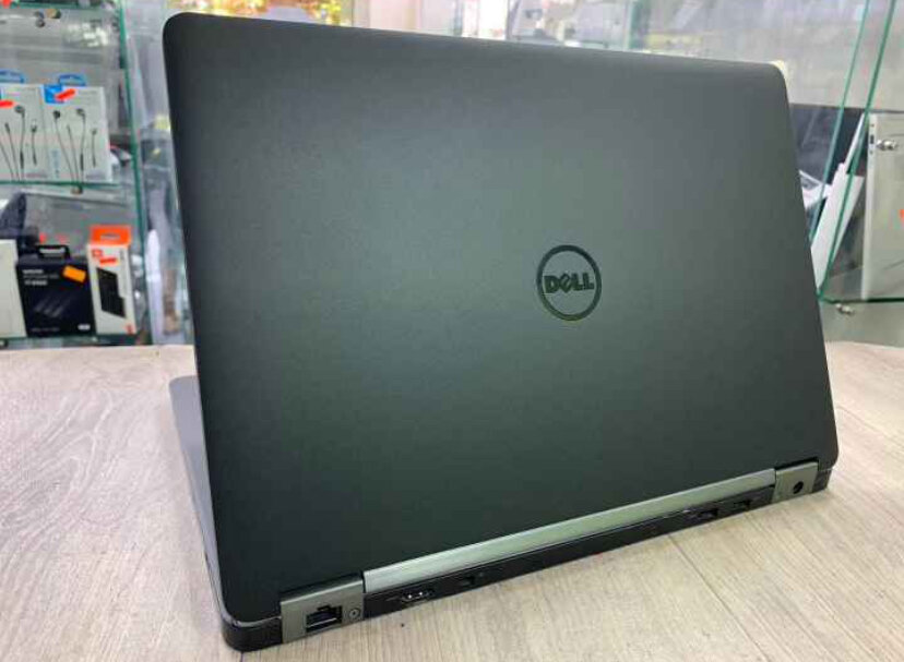 Ordinateur portable Dell Pro