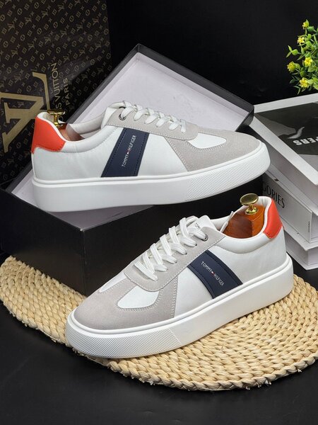 TOMMY HILFIGER CLASSIC WHITE