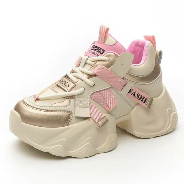 Chaussure pour jeunes, disponible en 37 à 41