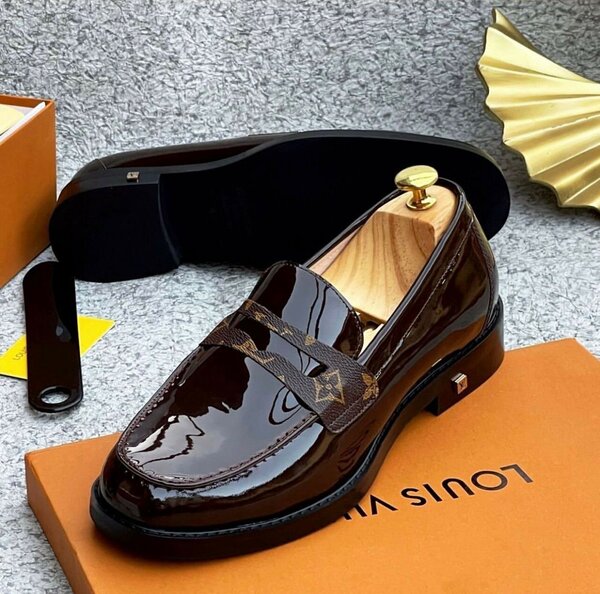 Classic shoes