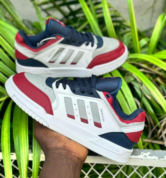 Magnifique paire de basket homme et femme