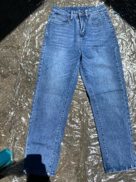 Boyfriend Jean's