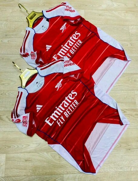 Maillots de football design