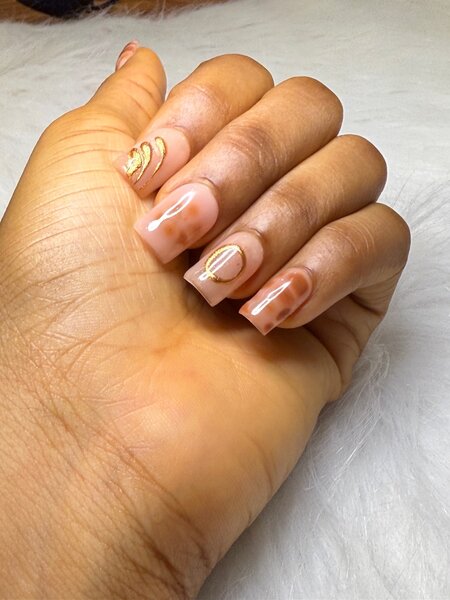 PRESSON NAILS