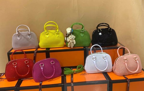 Handbag