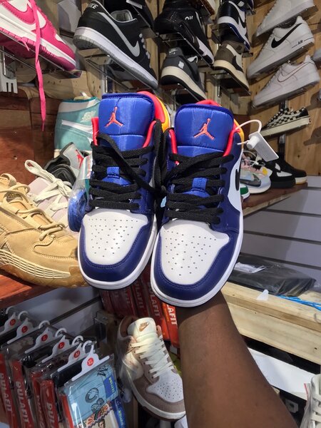 Jordan 1 low cut