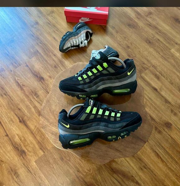 Fashion sneakers