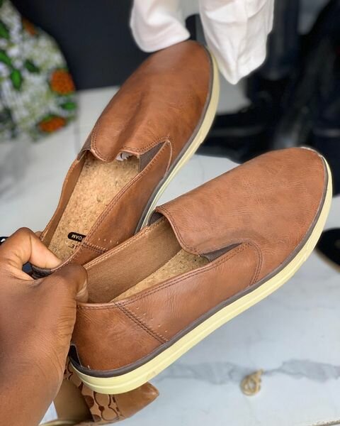 Men's shoes  brown