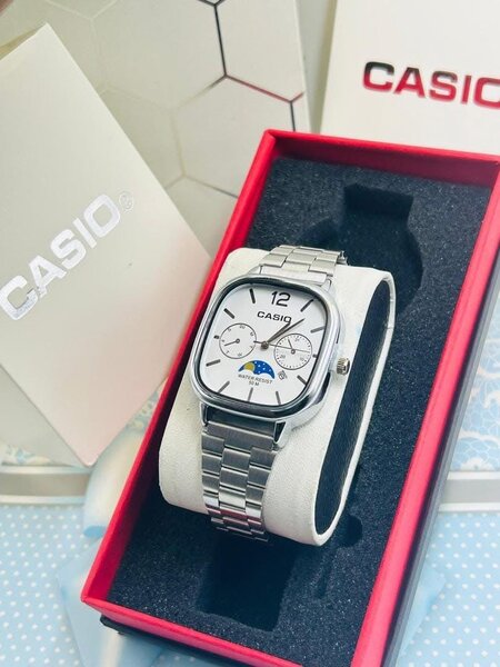 Montre élégante Casio