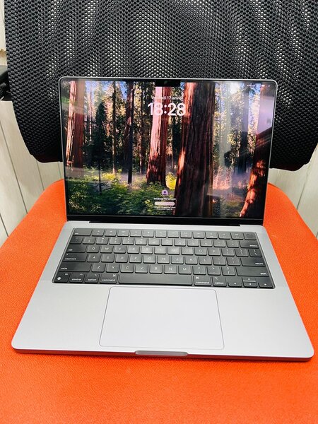 MACBOOK PRO M1 2021