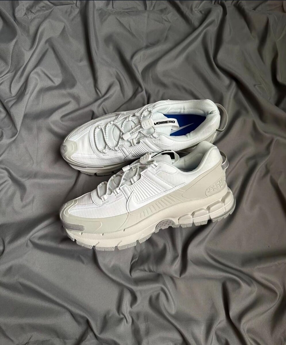 NIKE CLASSIC