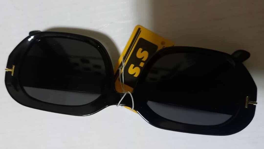 LUNETTES DE SOLEIL