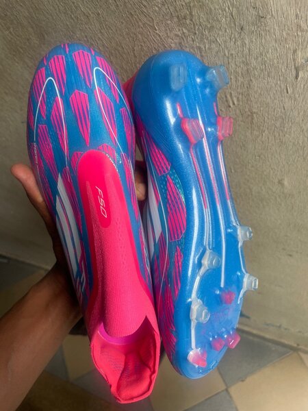 Chaussures de Football Rapides