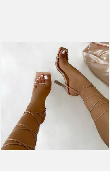 Ladies heel