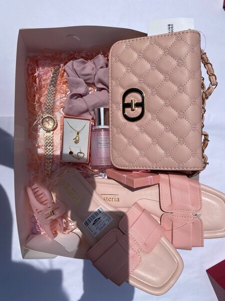 Ladies gift package