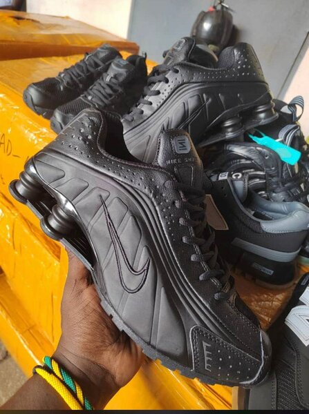Nike shox