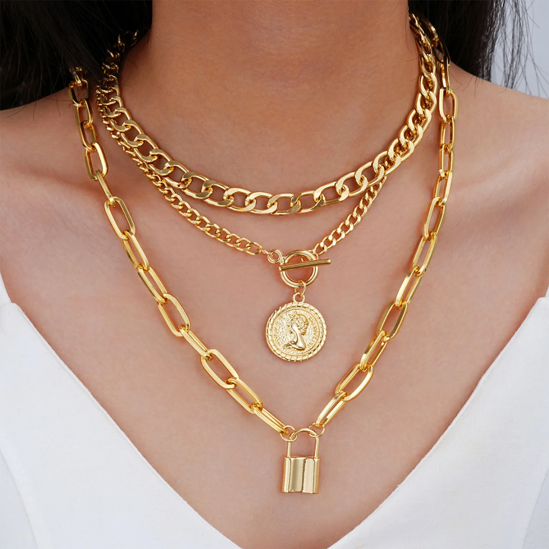 Collier Multirang Doré Élégant