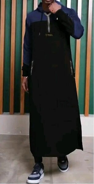 Robe Streetwear Homme Élégante