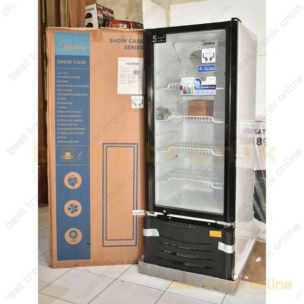 Refrigerator