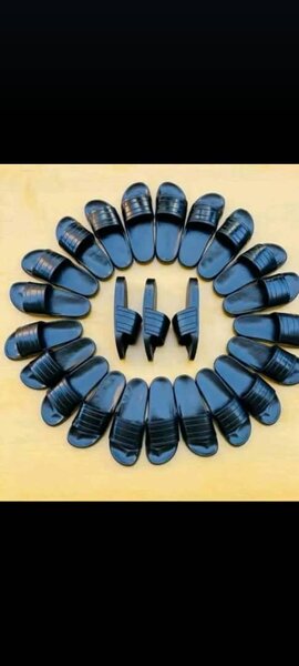 Gucci slides
