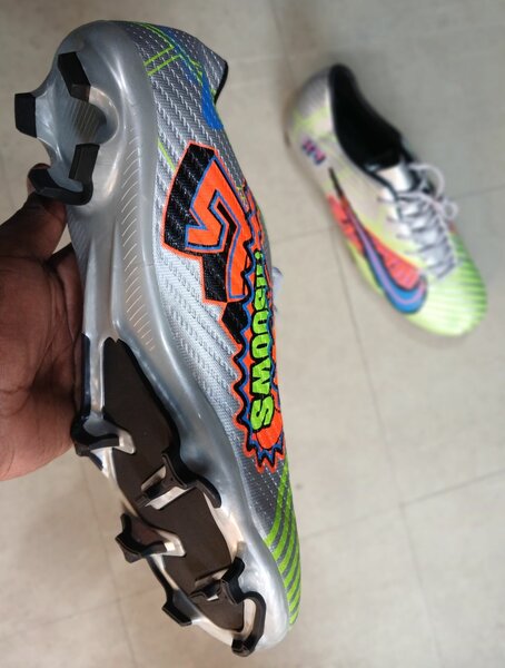 Soccer boots