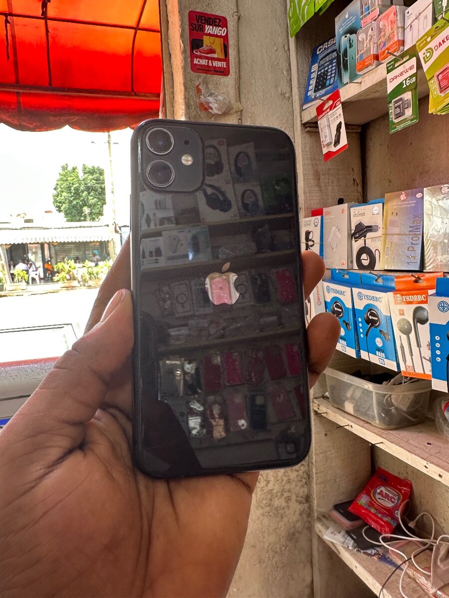 iPhone 11