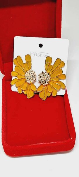 Boucles d'oreilles florales élégantes